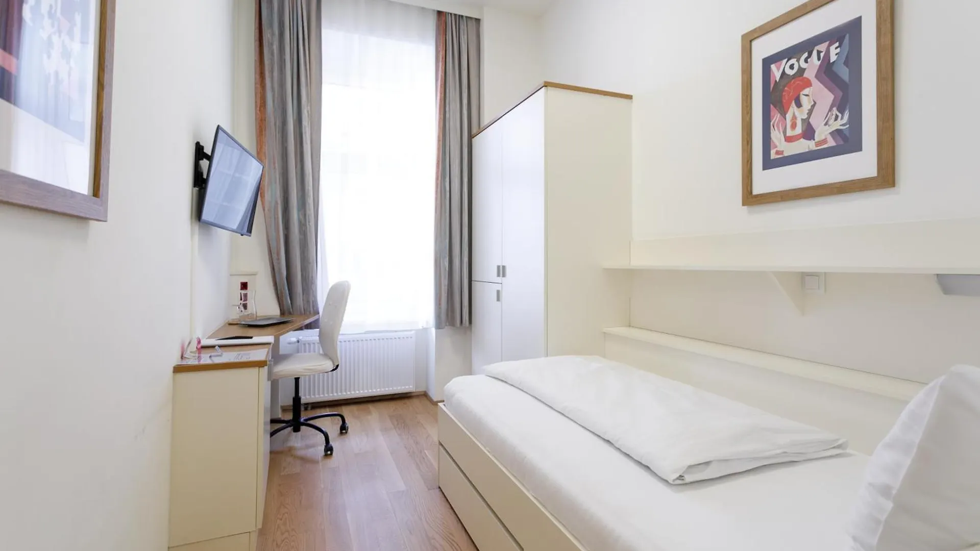 Riess City Rooms - Self Check-In Vienna 3*,