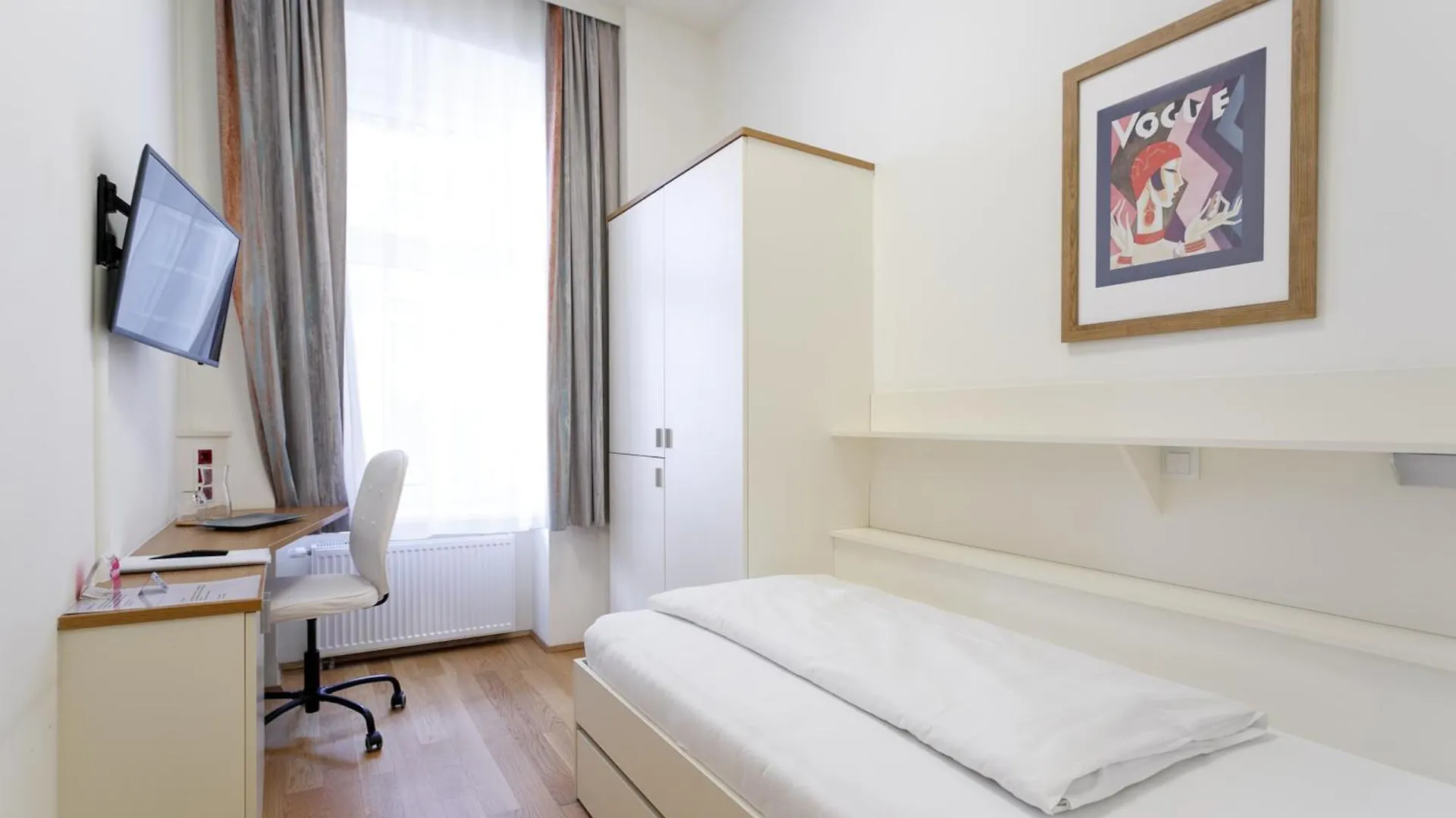 *** Hotel Riess City Rooms - Self Check-In Vienna Austria