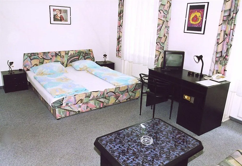 Riess City Rooms - Self Check-In Vienna Hotel