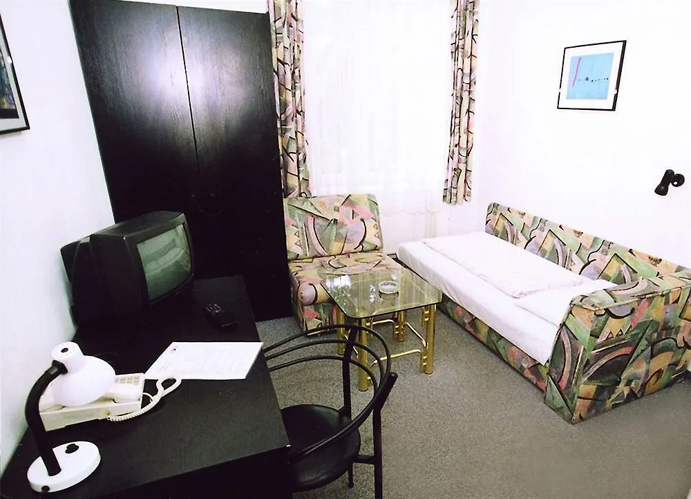 Riess City Rooms - Self Check-In Vienna Hotel
