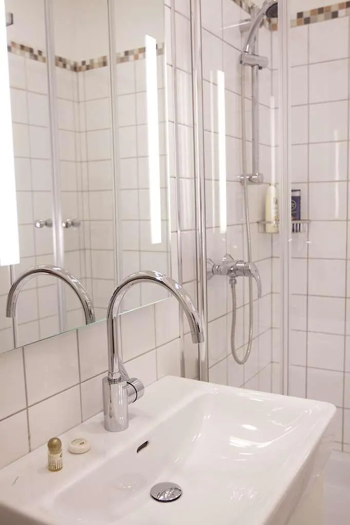 *** Hotel Riess City Rooms - Self Check-In Vienna Austria