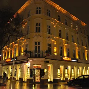 Arnes Hotel