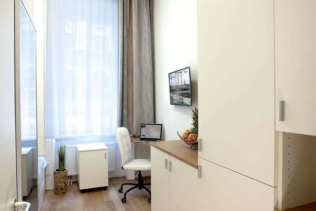 Otel Riess City Rooms - Self Check-In Viyana